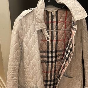 Burberry. Spring jacket.